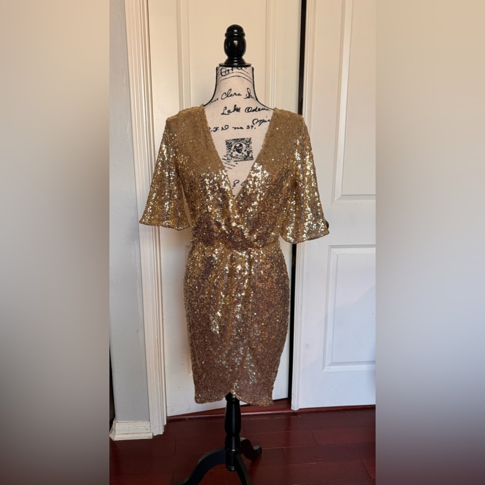 NWT Gold Sequin Midi Dress w/ Peekaboo Back